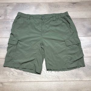 The North Face Camo Green Shorts XXL
